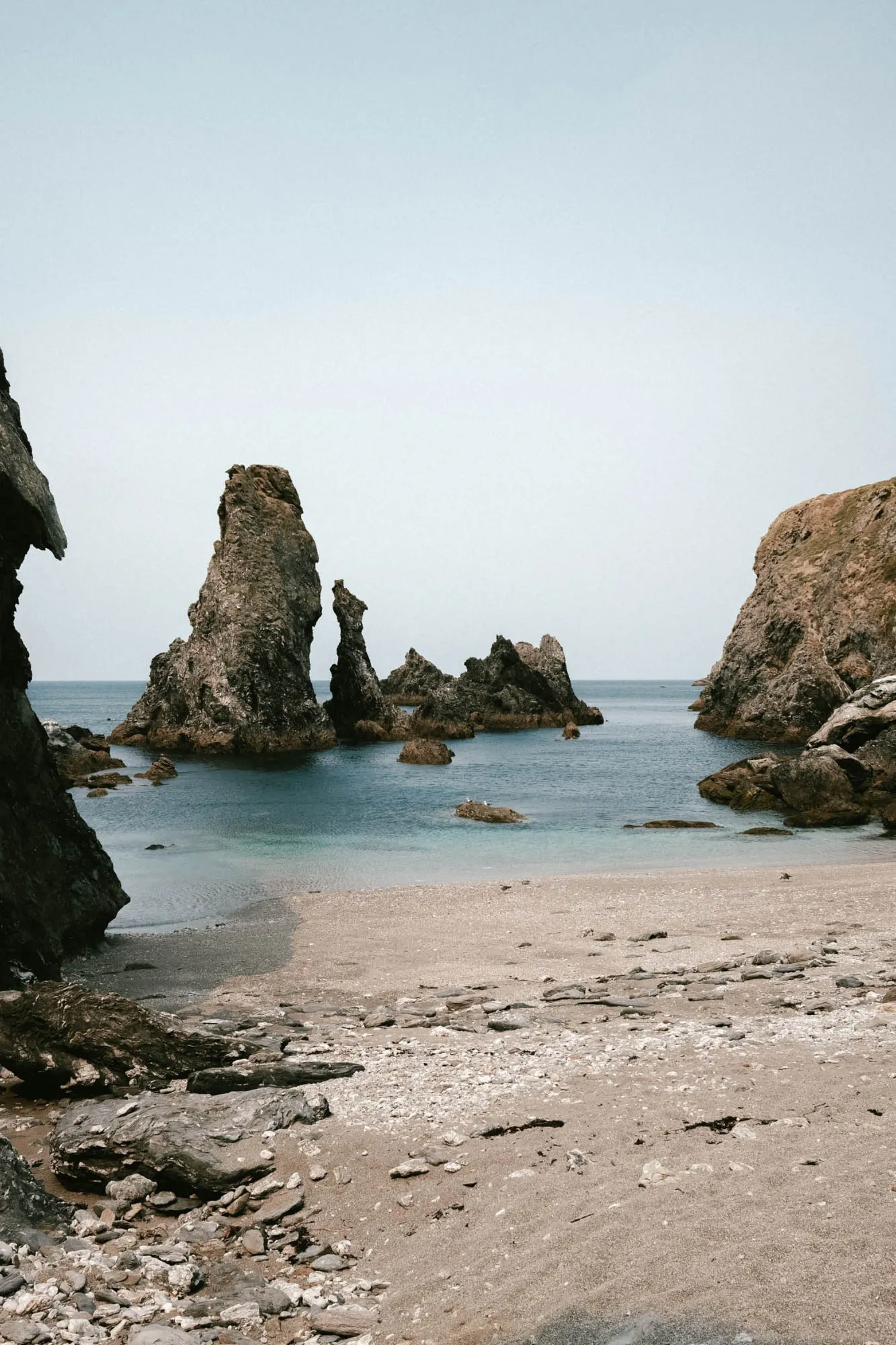 Visit the cove at Port Poyed in Sauzon: tranquility and hidden natural beauty